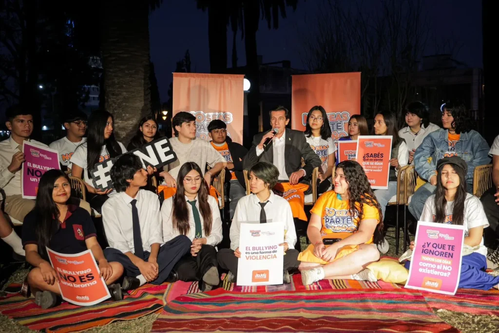 Sadir participó del lanzamiento de la campaña anti bullying «No seas parte del daño»