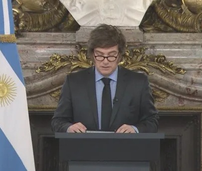 “La realidad no compra humo: Milei, tus fantasías ya no convencen al país”