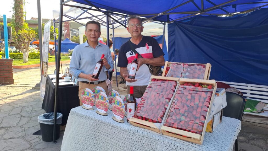 Se realizó con éxito la Expo Frutillas en Perico
