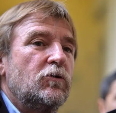 Jujuy Crece “pega y abraza”: la campaña de doble discurso que termina apuntalando a Milei — y por qué el voto anti–ajuste real se ordena detrás de Pedro Pascuttini 2 WhatsApp Image 2025 10 09 at 00.22.04