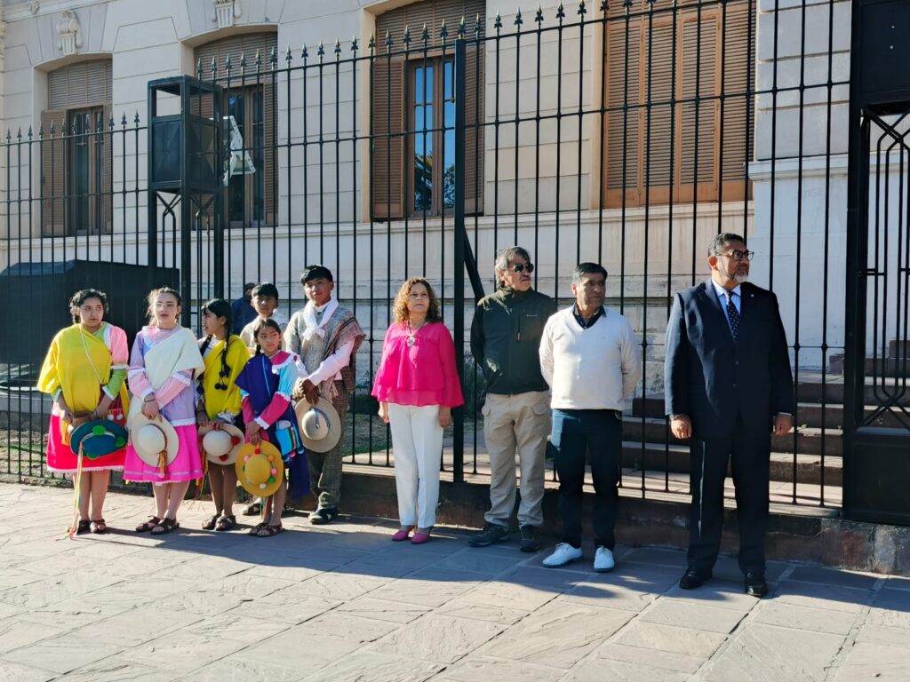 “La Quiaca llevó su alma a la capital: la Manka Fiesta deslumbra en San Salvador de Jujuy” 2 WhatsApp Image 2025 10 09 at 11.27.33