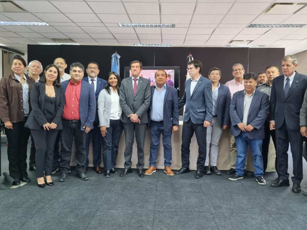 Moreira y Sadir sellan la integración al 911 con más cámaras y barrios protegidos 3 WhatsApp Image 2025 10 23 at 10.48.55 1