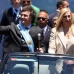 Ajuste a sangre fría: el nuevo hachazo que prepara Milei y el costo país que nadie quiere pagar 3 Ajuste a sangre fría: el nuevo hachazo que prepara Milei y el costo país que nadie quiere pagar