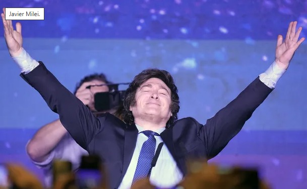 Milei arma su país a medida: 20 gobernadores adentro, 4 afuera. ¿Federalismo o fragmentación controlada? 1 WhatsApp Image 2025 10 31 at 01.04.01