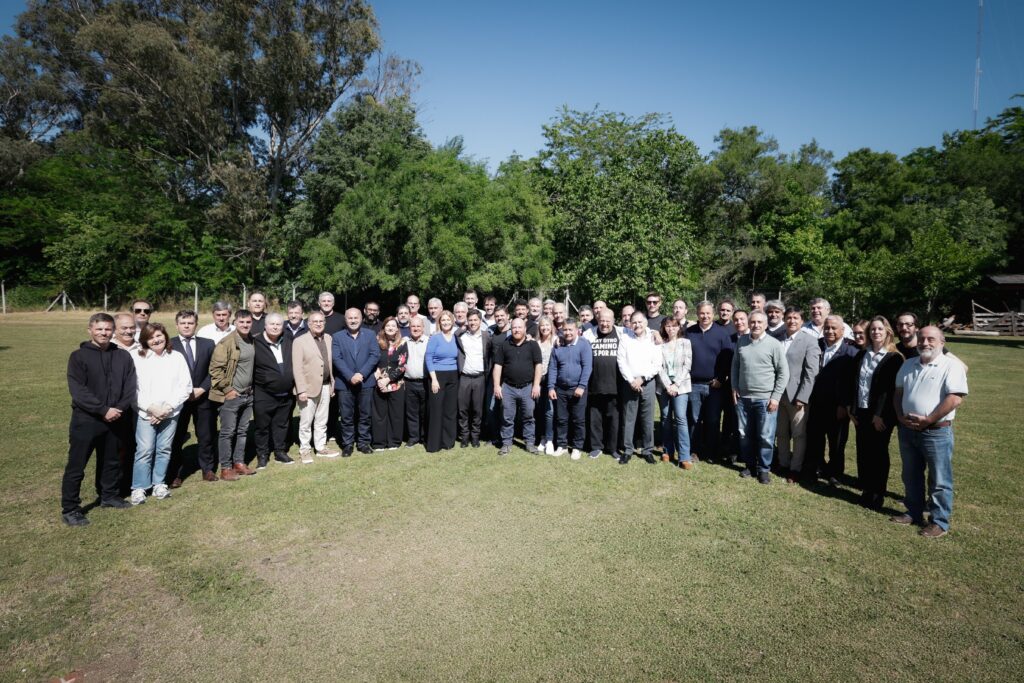 “El peronismo tiene candidato”: Kicillof se planta para 2027 y desplaza la nostalgia