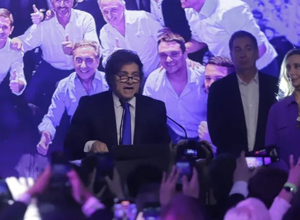 WhatsApp Image 2025 11 04 at 00.22.37