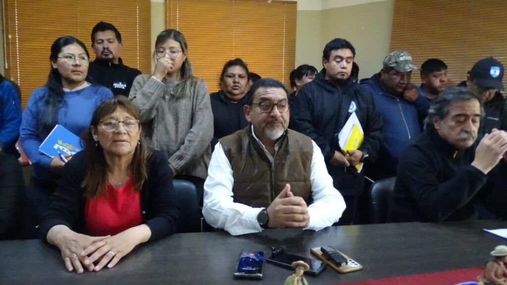 Velázquez rompe 10 años de injusticia laboral: el 80% de los municipales de La Quiaca tendrá recategorización y pase a planta