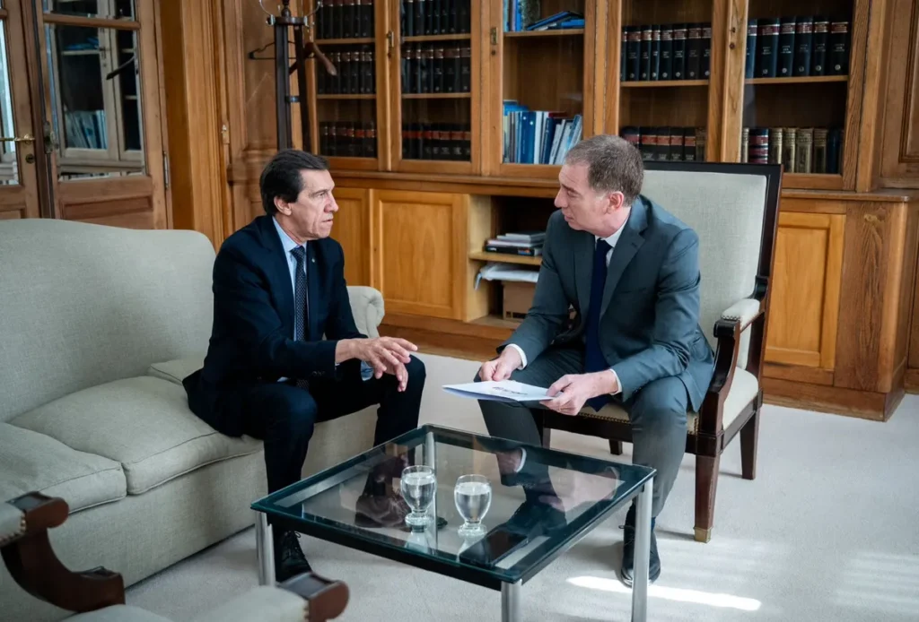 Superávit en las planillas, recesión en la calle: el elefante fiscal jujeño sobre las espaldas del pueblo