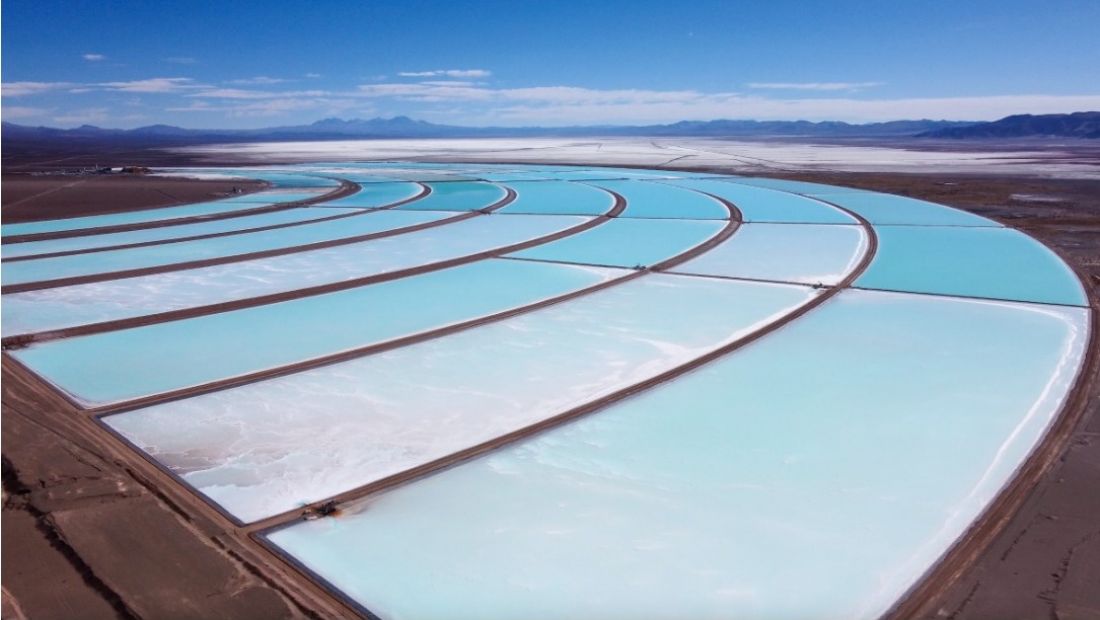 1211 estanques de evaporacion en la mina de litio sales de jujuy sa