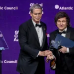 Washington manda, Milei obedece: la Casa Blanca tomó el timón de la economía argentina