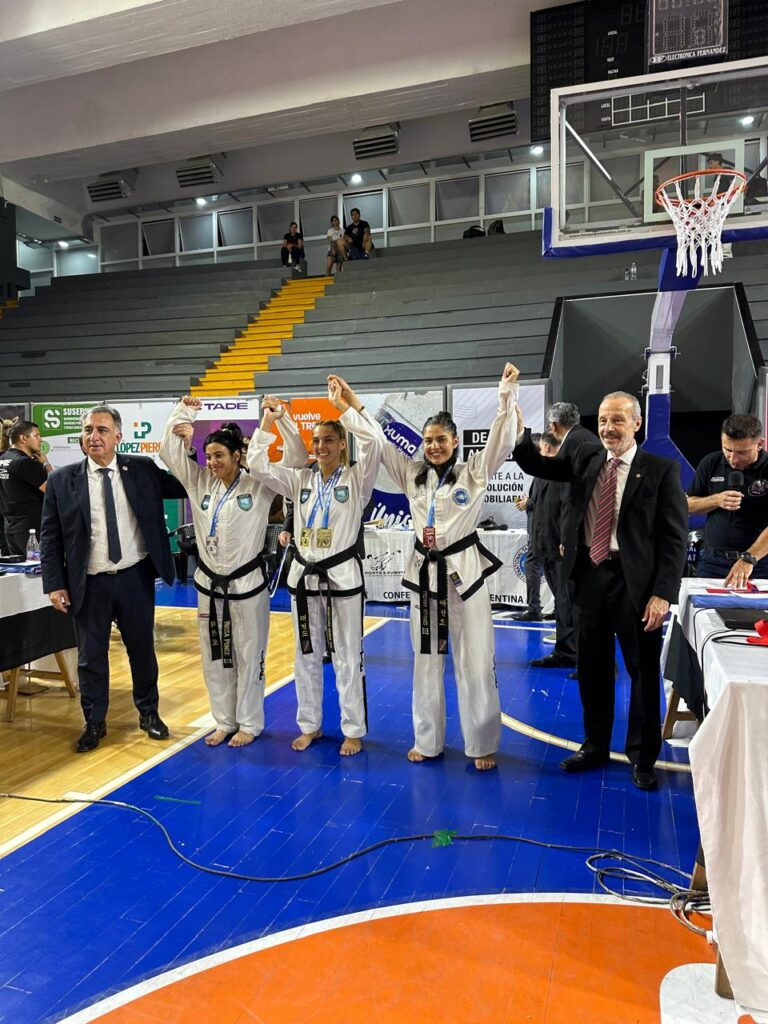 La Quiaca arrasa con 54 medallas en el Nacional de Taekwon-Do y convierte su política deportiva en ejemplo para toda la Argentina 4 WhatsApp Image 2025 12 08 at 21.23.49 1