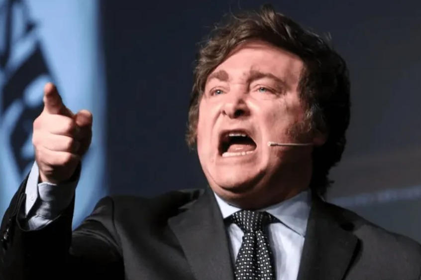 WhatsApp Image 2025 12 18 at 18.07.08