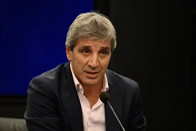 Plan Caputo de endeudamiento eterno: la Nación se hipoteca y Jujuy mira para otro lado