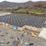 “El colapso del contrato social silencioso: Walmart abandona EE.UU. y marca el fin de la era del consumidor global como pilar de la estabilidad económica”