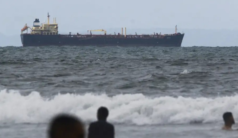 “Petróleo bajo tutela: el ‘control indefinido’ de Venezuela y la Argentina que ya vive para pagar”