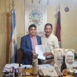 Monterrico abre una nueva ruta turística: Moreira selló un convenio estratégico con Cachi para potenciar promoción, cultura e inversiones