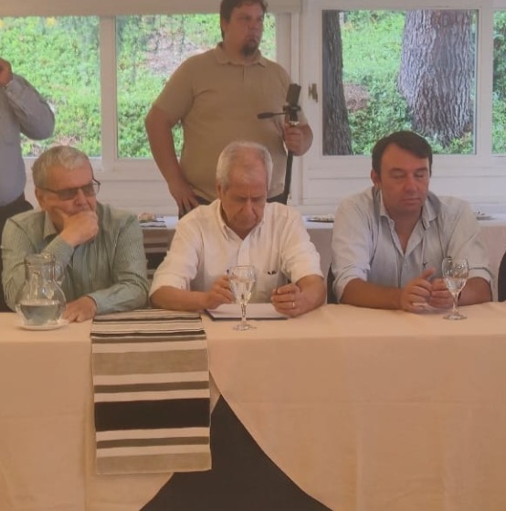 La pulseada por el precio del tabaco entró en tiempo suplementario y el Norte se juega su oxígeno productivo 3 WhatsApp Image 2026 02 13 at 14.47.03